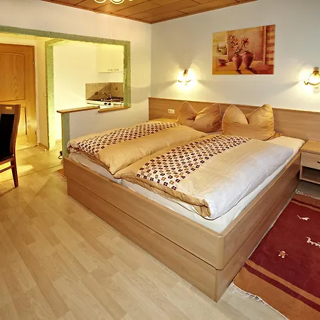 Haus Brugger Apartamento *